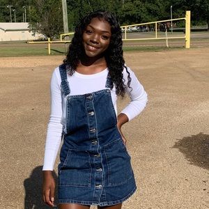 Meet your Posher, Antoinette